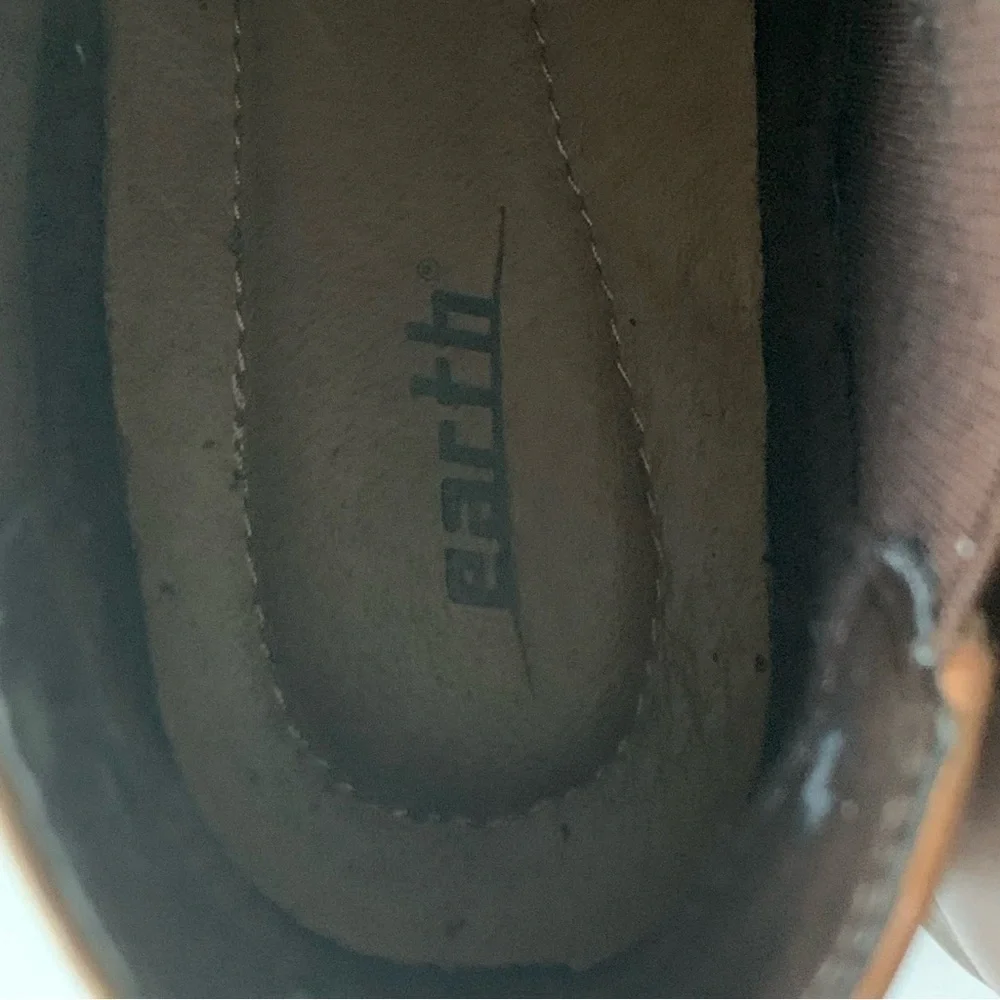 Earth Dorset Ankle Boots Bark